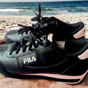 FILA tennis shoes